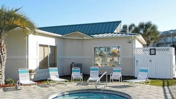 Estudio (5 Bedrooms) | Servicio de la propiedad