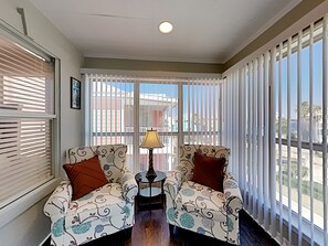 开间 (3 Bedrooms) | 住宿服务设施