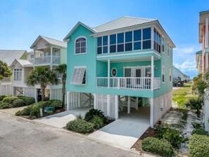Studio (3 Bedrooms) | Front of property