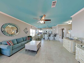 House, Multiple Beds, Kitchen, Garden View | Living area | TV