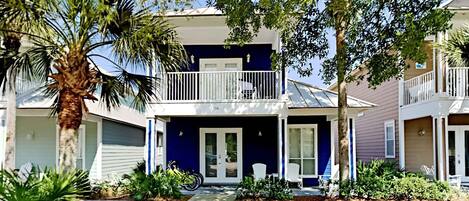 Studio (3 Bedrooms) | Front of property