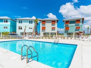 Pool - Lagoonie Goo Goo by Southern Vacation Rentals (Gulf Shores)