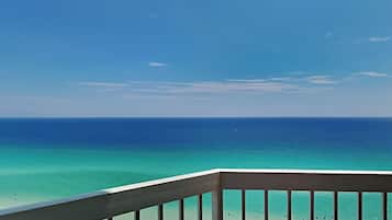 Condo, Multiple Beds, Balcony, Ocean View | Property grounds