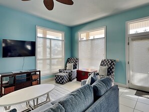 House, Multiple Beds, Kitchen, Garden View | Living area | TV