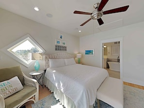Studio (3 Bedrooms) | Property amenity