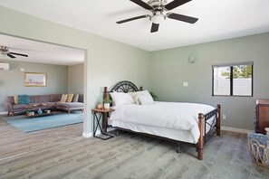 1 chambre, bureau, fer et planche à repasser, Wi-Fi