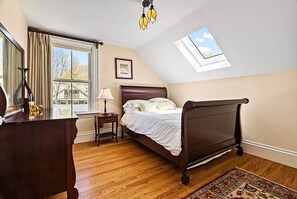 2 bedrooms