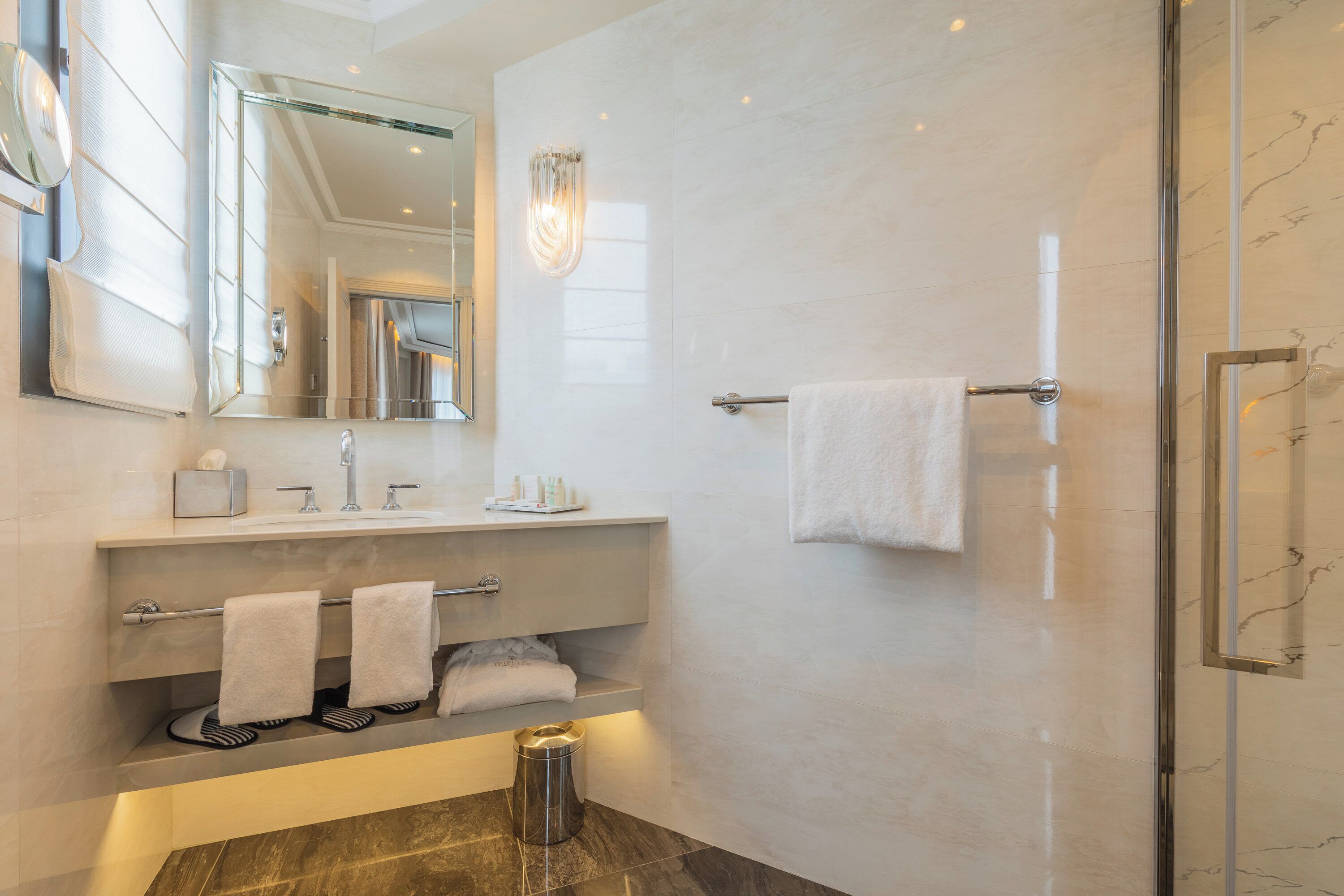 Foto - Manolita Paris