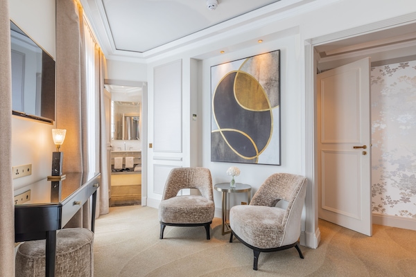 1 bedroom, Frette Italian sheets, premium bedding, pillow-top beds