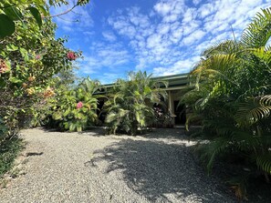 Exterior - CASA MINDANAO/APTVISAYAS (Puerto Viejo de Talamanca)