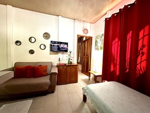 Living area - CASA MINDANAO/APTVISAYAS (Puerto Viejo de Talamanca)