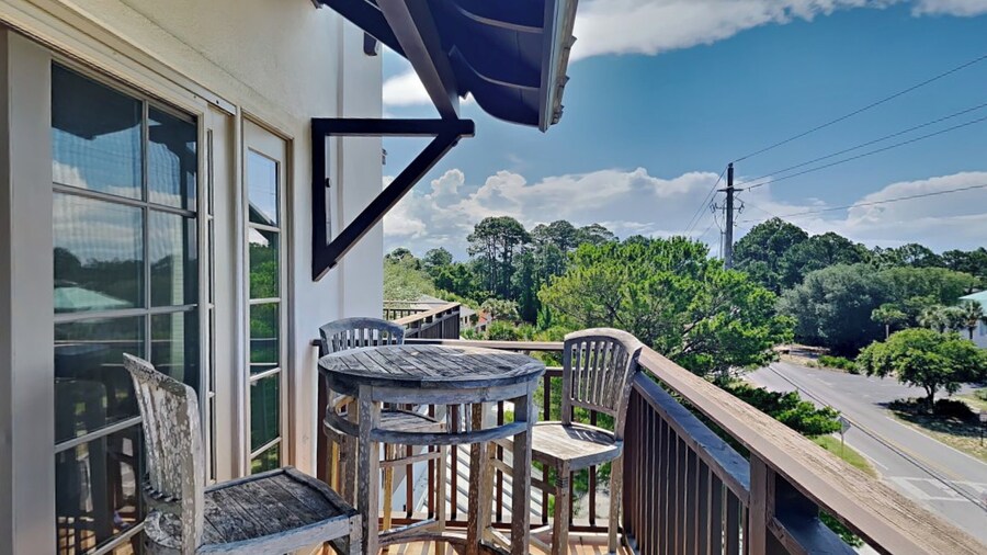 Eastern Lake Village #E - Just 4 Fun