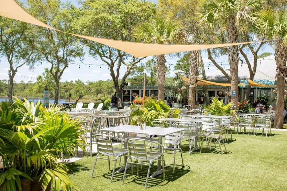 Eastern Lake Village #E - Just 4 Fun by Southern Vacation Rentals - Carillon Beach, FL