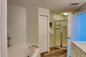 Condo, Multiple Beds, Balcony, Ocean View | Bathroom | Towels, toilet paper