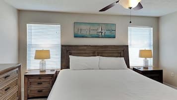 Studio, Multiple Beds, Kitchen, Garden View | Property amenity
