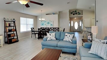 Studio, Multiple Beds, Kitchen, Garden View | Property amenity