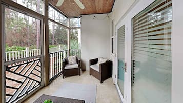 Condo, Multiple Beds, Balcony (#2104 - No Pets) | View from property