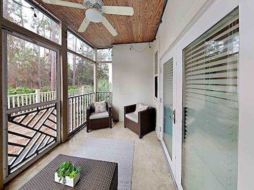 Seagrove Highlands by SVR