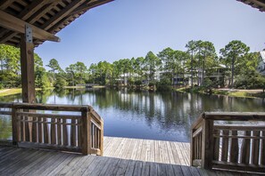 Property grounds - Tofino by Southern Vacation Rentals (Santa Rosa Beach)