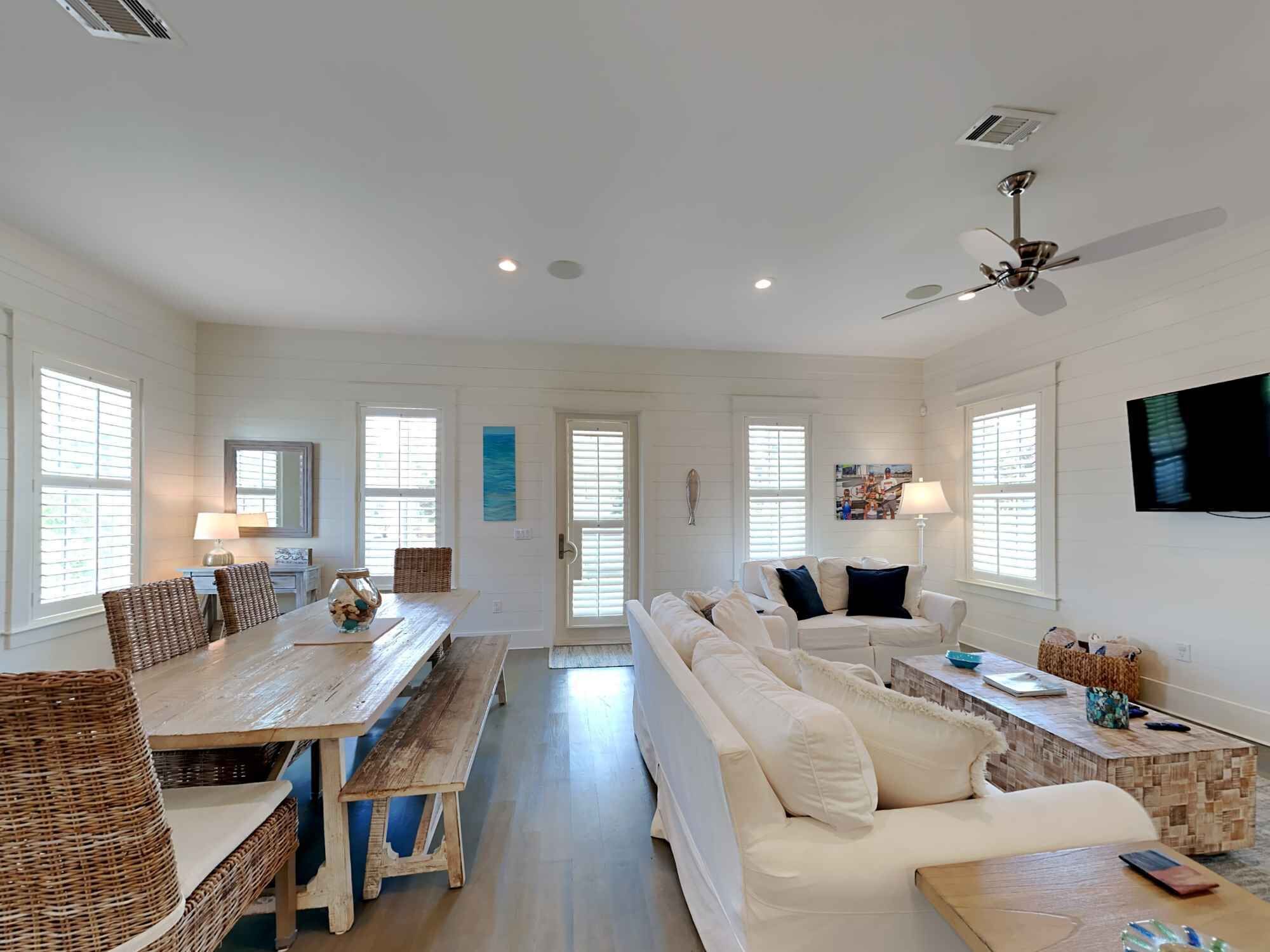 House, Multiple Beds, Balcony, Pool View | Living area | 42-inch flat-screen TV with digital channels