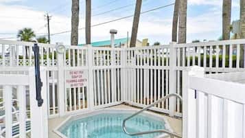 Condo, Multiple Beds, Balcony, Partial Sea View | Property grounds
