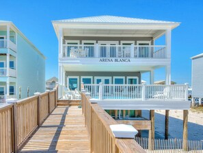 Studio (Multiple Bedrooms) | Property amenity