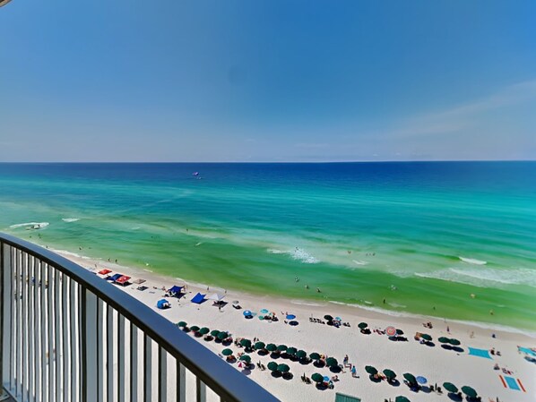 Apartment, Mehrere Betten, Balkon, Meerblick (#1205 - No Pets) | Strand | Am Strand