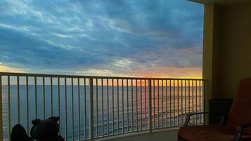 Huoneisto, useita sänkyjä, parveke, valtamerinäköala (#1105 - No Pets) | Ulkoalueet