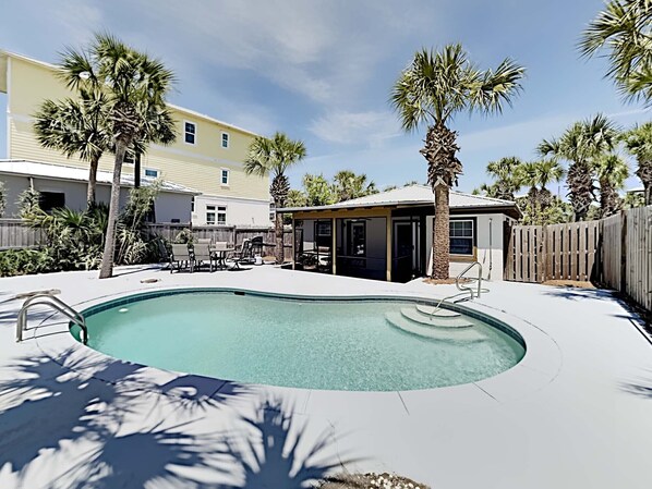 Pool - Serena by the Sea by Southern Vacation Rentals (Miramar Beach)