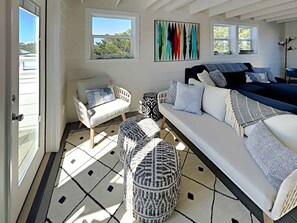 House, Multiple Beds, Balcony, Partial Sea View | Interior