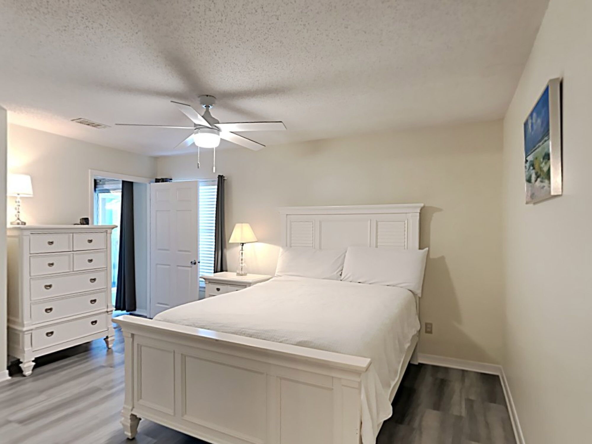 House, Multiple Beds, Balcony, Partial Sea View | 2 bedrooms, individually decorated, individually furnished, free WiFi