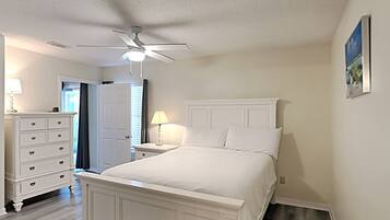 House, Multiple Beds, Balcony, Partial Sea View | 2 bedrooms, individually decorated, individually furnished, free WiFi