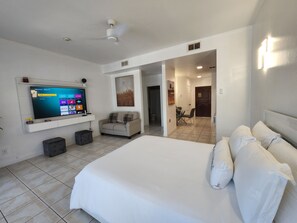 1 chambre, fer et planche à repasser, Wi-Fi gratuit, draps fournis