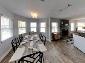 Studio (3 Bedrooms) | Ausstattung der Unterkunft