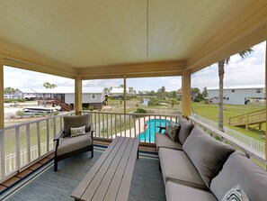 Studio (3 Bedrooms) | Property amenity