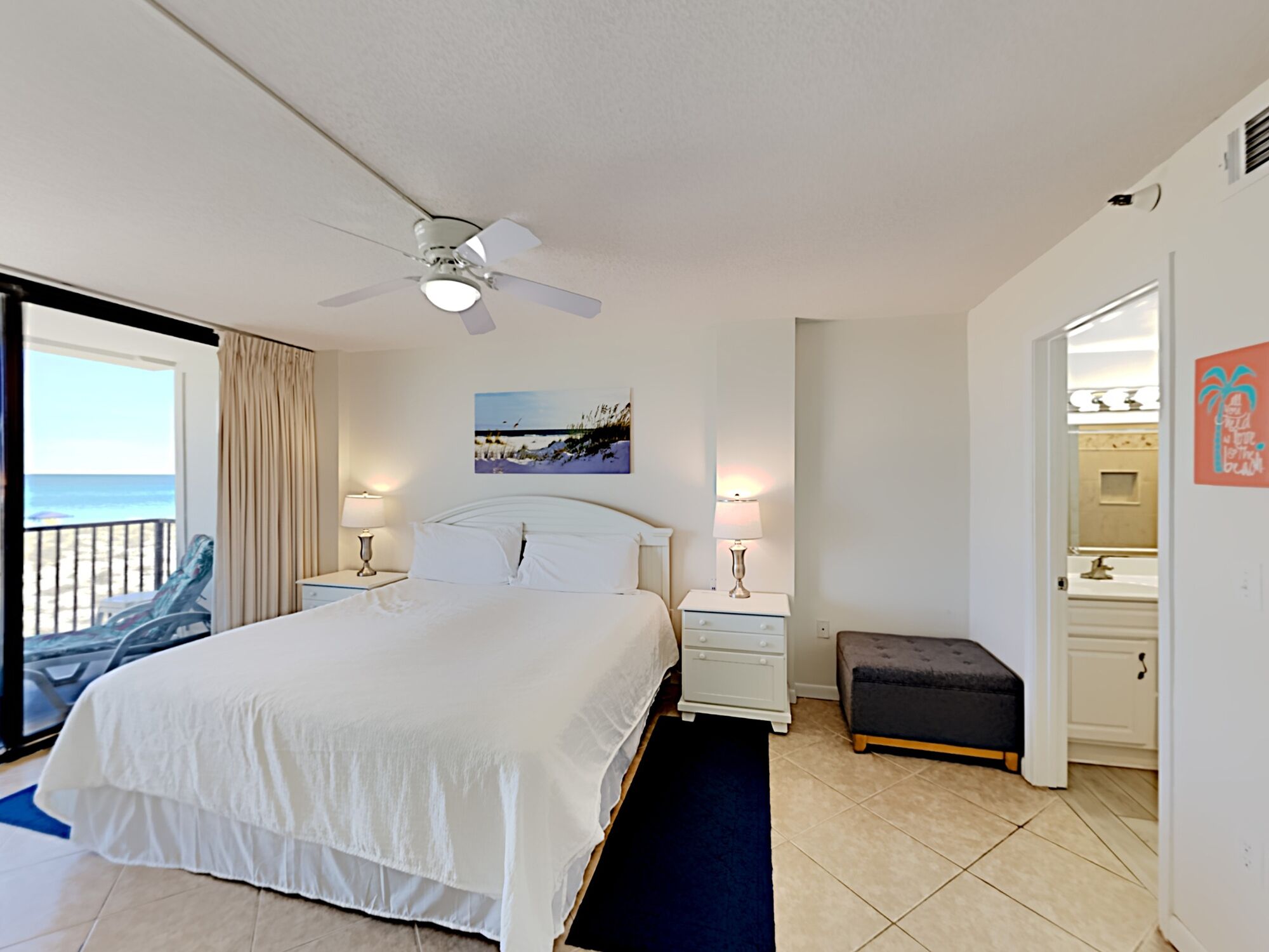 Condo, nhiều giường, ban công, quang cảnh biển | 2 phòng ngủ, trang trí khác biệt 