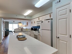 Condo, Multiple Beds, Balcony, Ocean View | Private kitchen | Fridge, microwave, oven, stovetop - Summerlin #503 by Southern Vacation Rentals (Fort Walton Beach)
