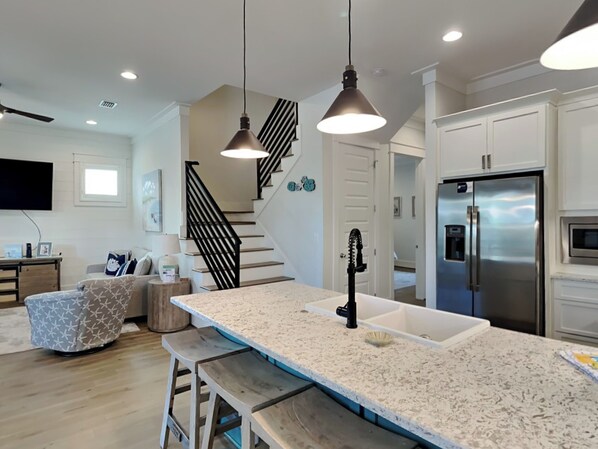 House, Multiple Beds, Balcony, Garden View | Private kitchen | Fridge, microwave, oven, stovetop - Starfish Sanctuary (Santa Rosa Beach)