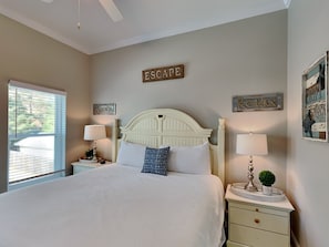 5 bedrooms, free WiFi, bed sheets - The Taj Mahal by Southern Vacation Rentals (Santa Rosa Beach)
