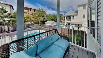 House, Multiple Beds, Balcony, Pool View | Property grounds