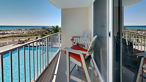 Condo, nhiều giường, ban công, quang cảnh biển | Khuôn viên nơi lưu trú