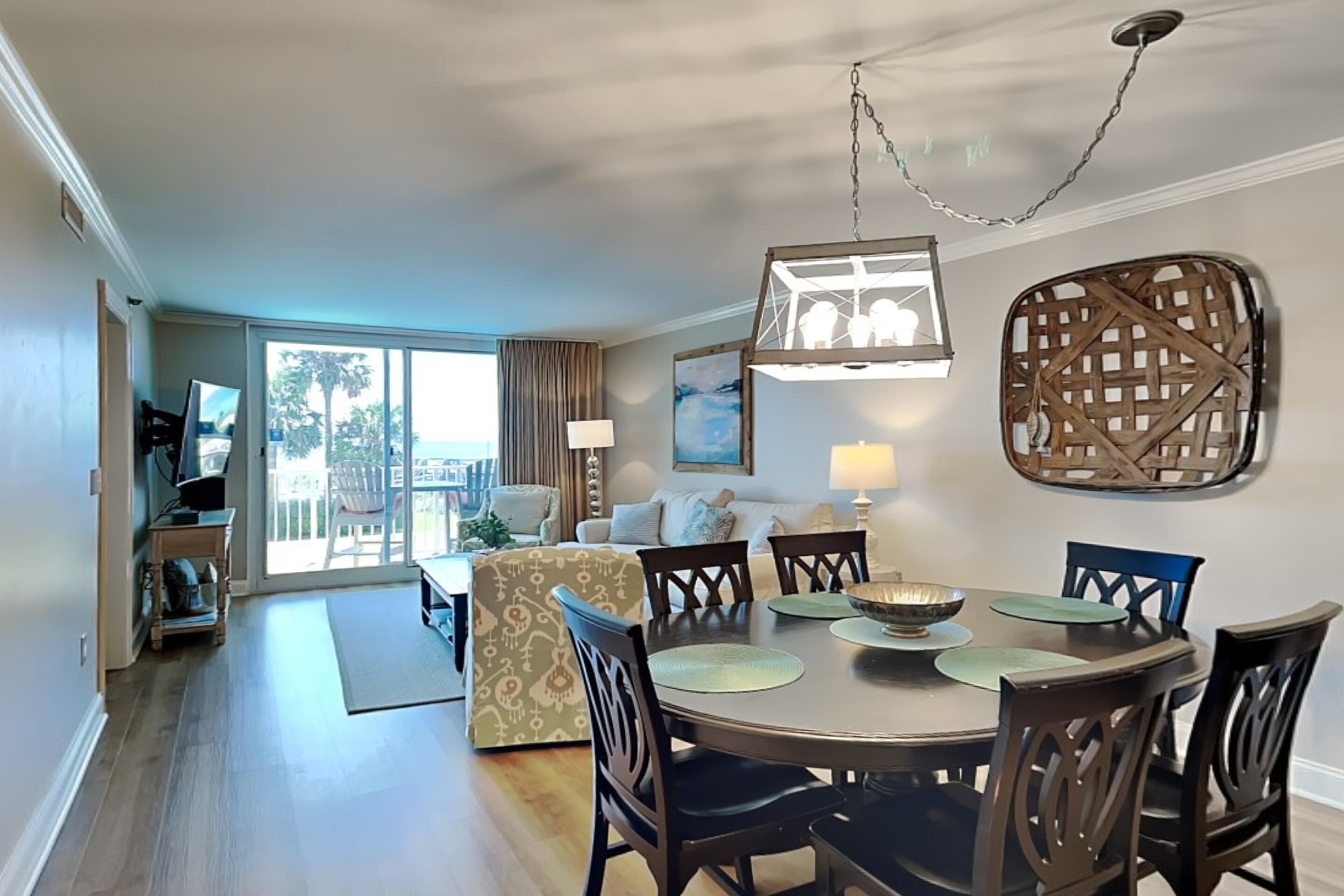 Condo, Multiple Beds, Balcony, Ocean View | Dining