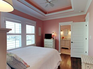 Maison, plusieurs lits, balcon, vue plage | 4 chambres, décoration personnalisée, ameublement personnalisé