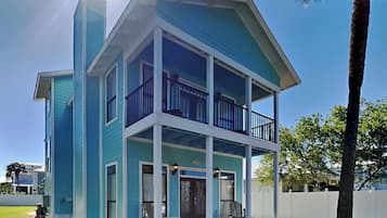 Studio (3 Bedrooms) | Fasilitas properti