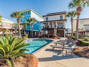 Pool - Southern Secret West & East by Southern Vacation Rentals (Gulf Shores)