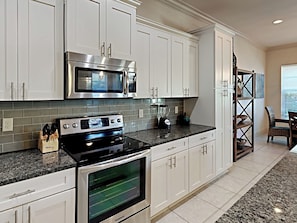 Studio (4 Bedrooms) | Property amenity