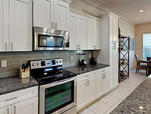 Estudio (4 Bedrooms) | Servicio de la propiedad