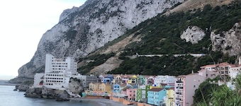 South facing 11th Floor balcony 5min walk to beach