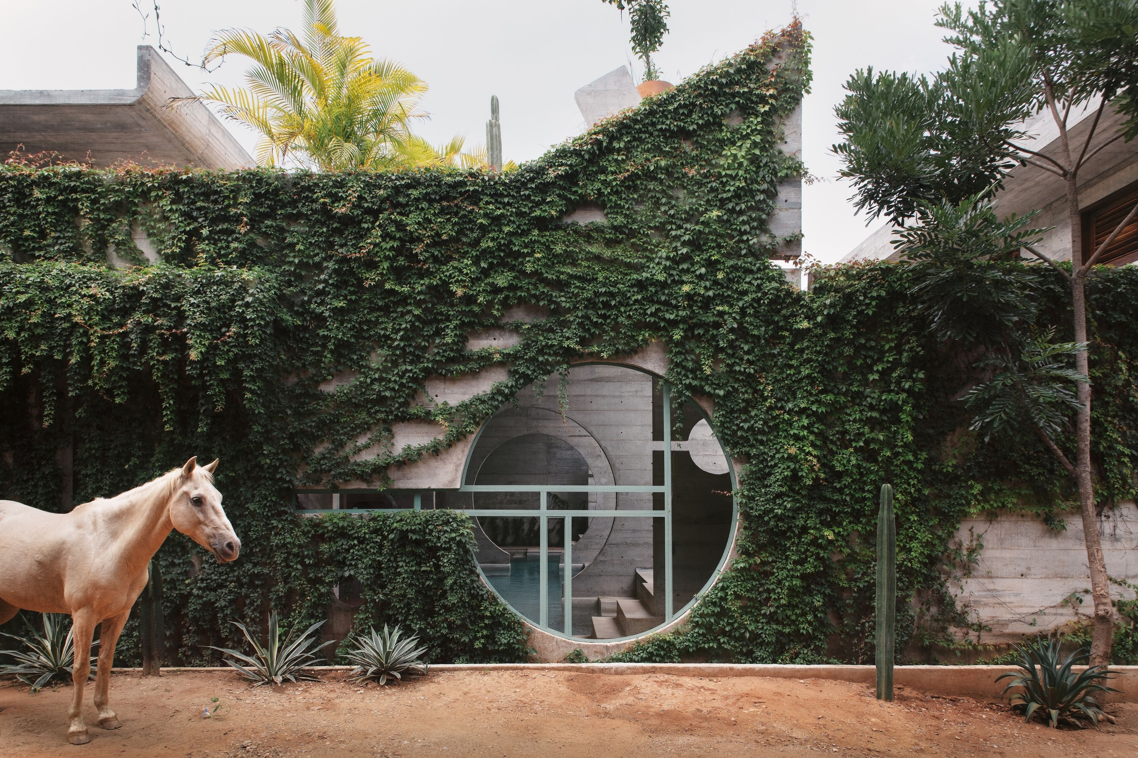 Fachada de la propiedad