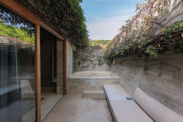 Deluxe Double Room | Terrace/patio - Casa TO - Adults Only (Puerto Escondido)